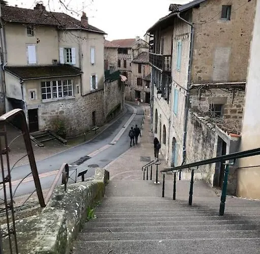 Chez Sophie Et Gege. Maison De Ville, Deux Chambres, De Plain-pied דירה