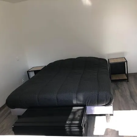 Chez Sophie Et Gege. Maison De Ville, Deux Chambres, De Plain-pied شقة *