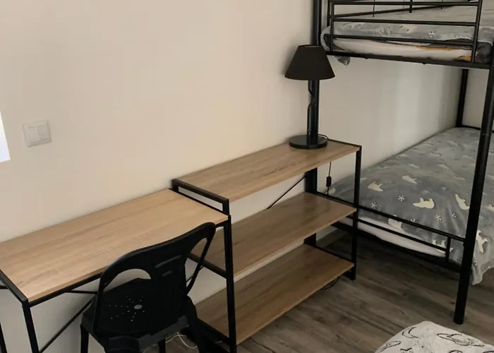 Chez Sophie Et Gege. Maison De Ville, Deux Chambres, De Plain-pied * Figeac