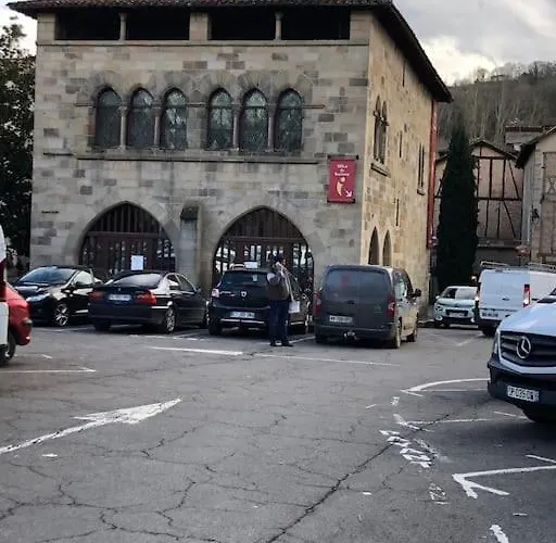 Chez Sophie Et Gege. Maison De Ville, Deux Chambres, De Plain-pied *